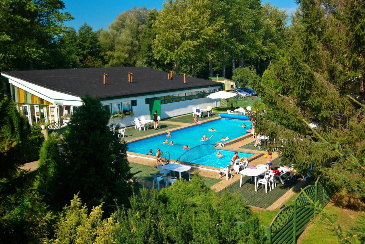 Hotel Egm-Łazy Zewnętrze zdjęcie